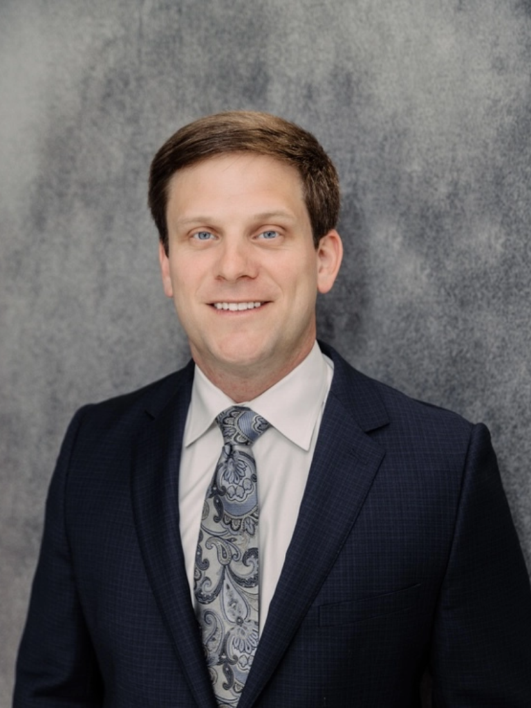 Kenneth Metzger Headshot
