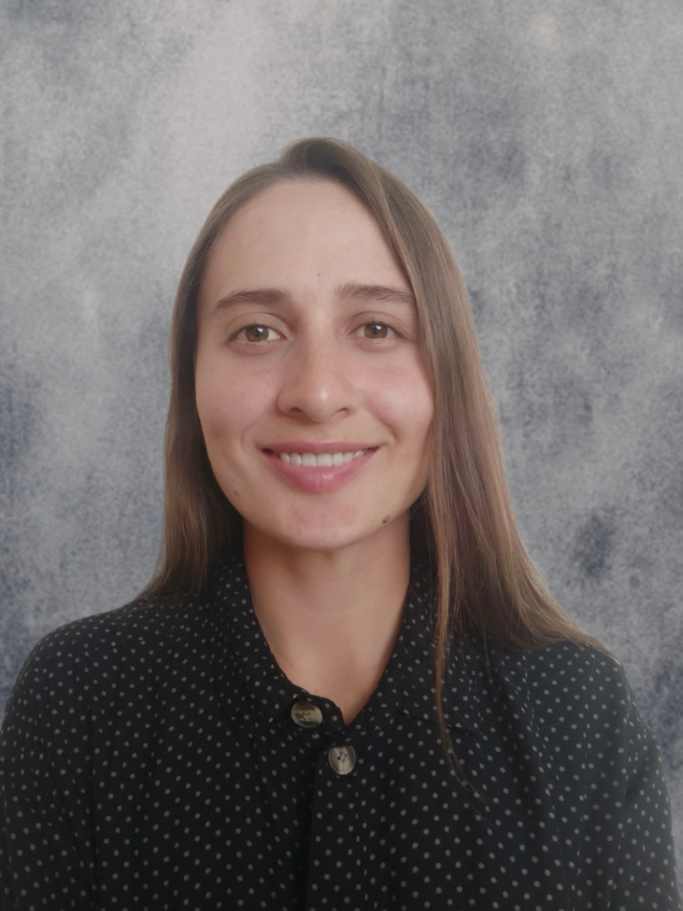 Sophia Lopera Headshot